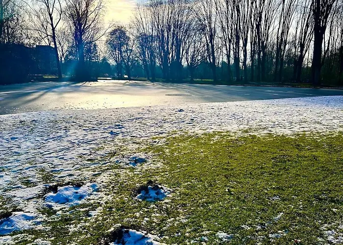 公寓 Entire House Next To Metro Station 鹿特丹