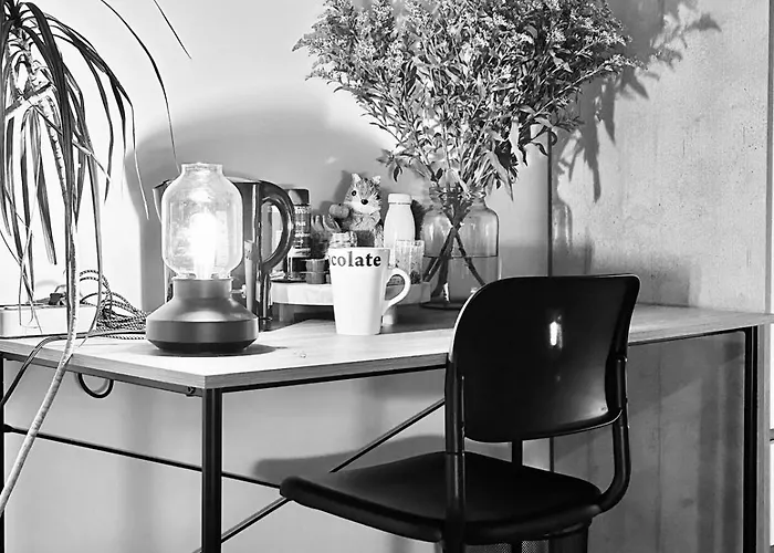 Entire House Next To Metro Station 鹿特丹